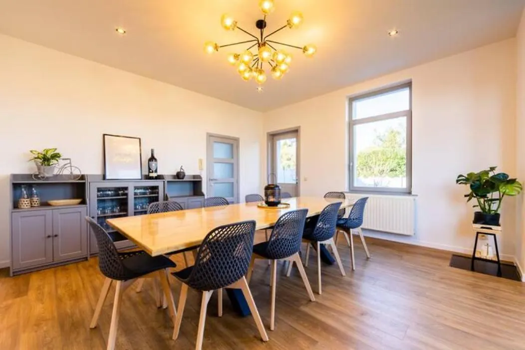 Manoir Bel Horizon Avec Grand Jardin Et Parking Prive Villa Brussels Holiday home