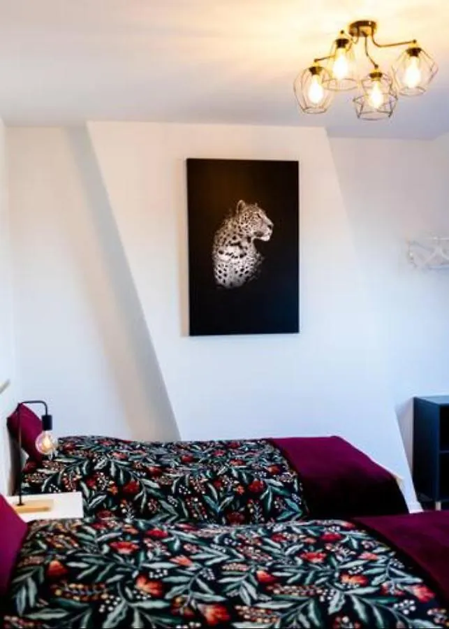 Manoir Bel Horizon Avec Grand Jardin Et Parking Prive Villa Brussels Holiday home